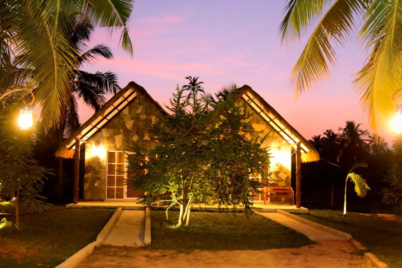 Coco Village Hotel Chilaw Εξωτερικό φωτογραφία